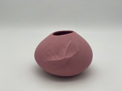 Whisper Oval Cyclamen