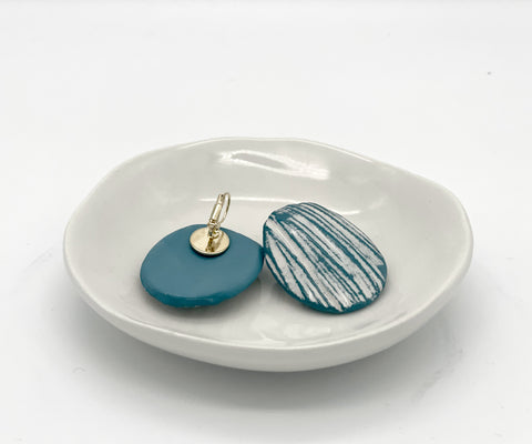 Plissé earrings blue lines