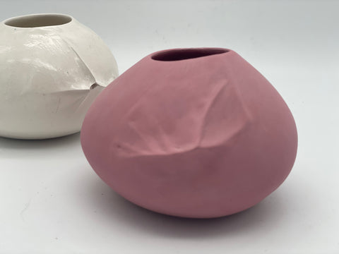 Whisper Oval Cyclamen
